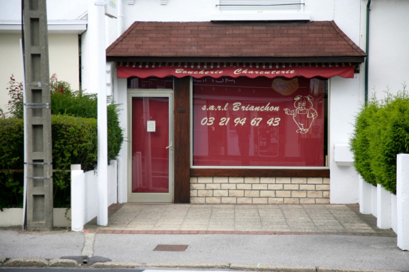 vitrine-FLASSANS SUR ISSOLE-min_france_frankreich_commerce_frankrijk_francia_delicatessen_butchery_charcuterie-424328